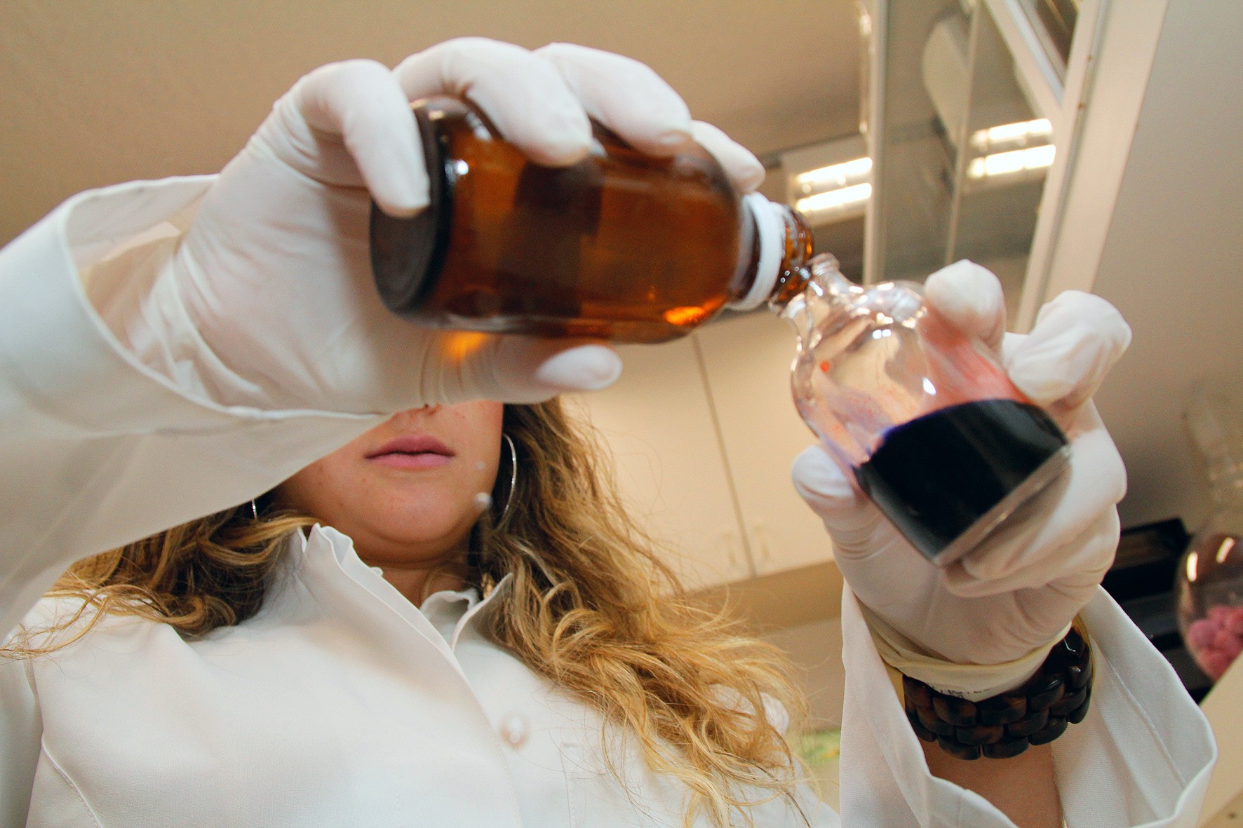 Anvisa aprova alteração de norma sobre produtos de degradação em medicamentos