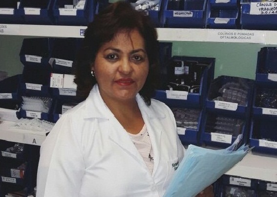 Em Arapiraca, farmacêutica hospitalar se preocupa com uso racional de medicamentos em sua unidade de saúde