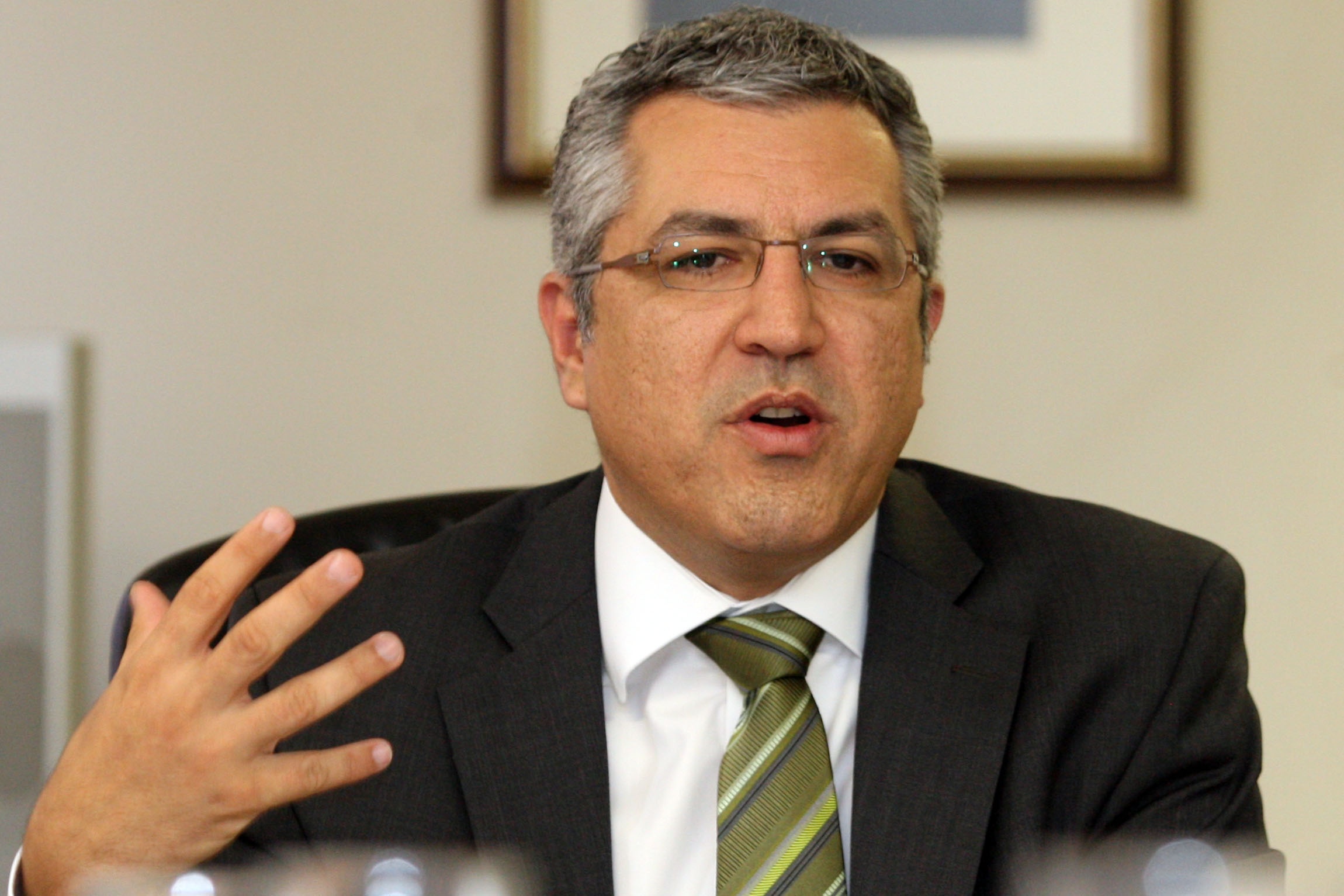 Padilha critica protesto de profissionais de saúde contra o Mais Médicos