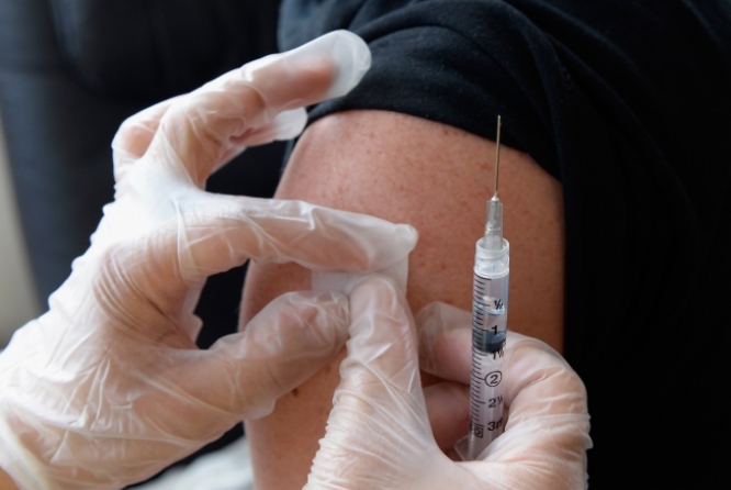 EUA aprovam primeira vacina contra perigoso tipo de meningite